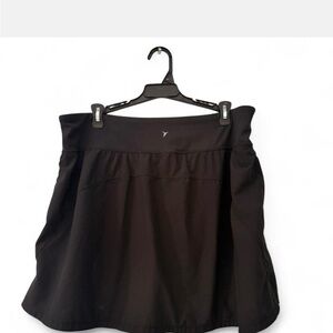 Old Navy Active StretchTech Skort in Black